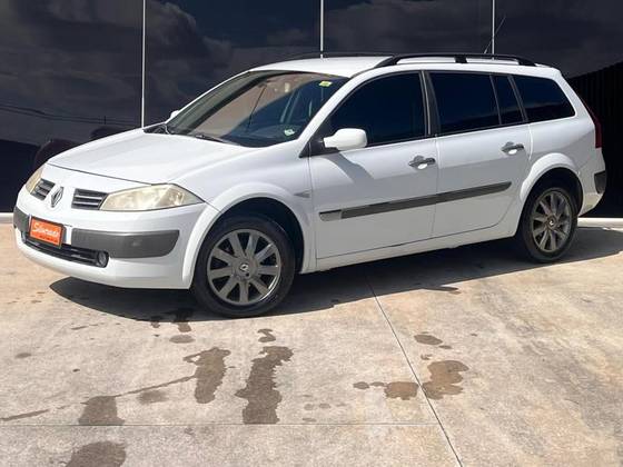 RENAULT MEGANE 1.6 DYNAMIQUE GRAND TOUR 16V FLEX 4P MANUAL
